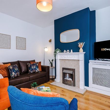 New! Spacious 2-Bed Home In Chester City-Centre By 53 Degrees Property, Ideal For Couples & Small Groups, Great Location - Sleeps 5 Экстерьер фото