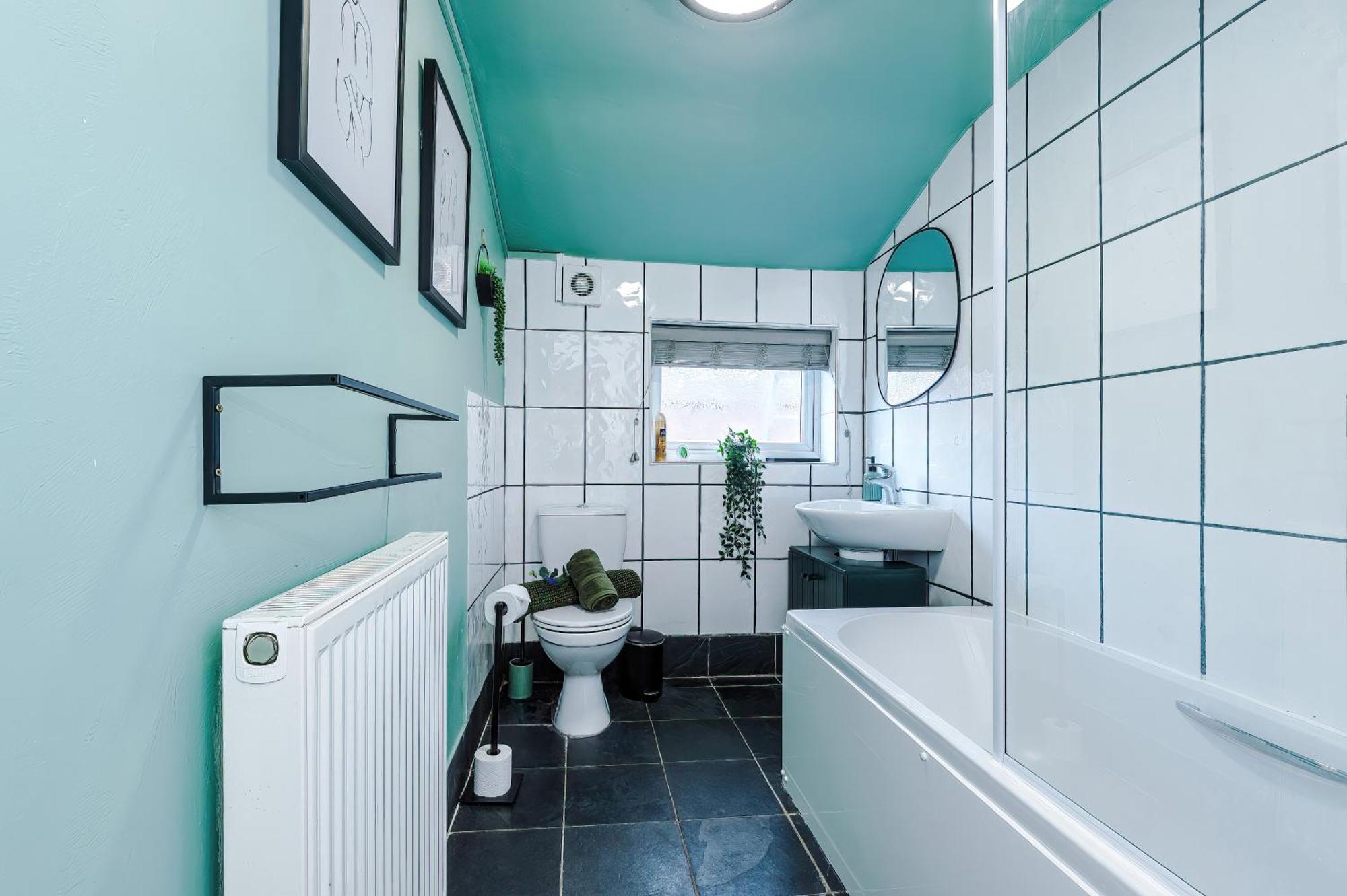 New! Spacious 2-Bed Home In Chester City-Centre By 53 Degrees Property, Ideal For Couples & Small Groups, Great Location - Sleeps 5 Экстерьер фото